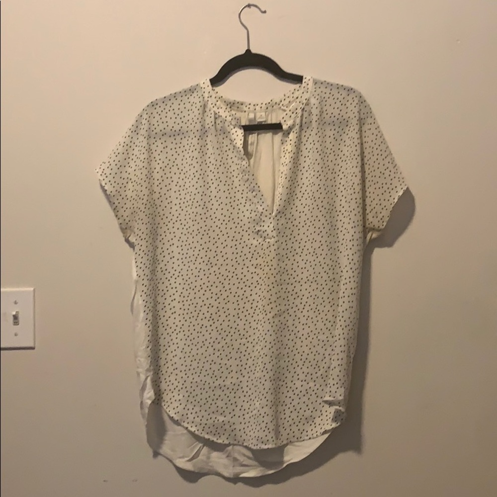 White short sleeve blouse